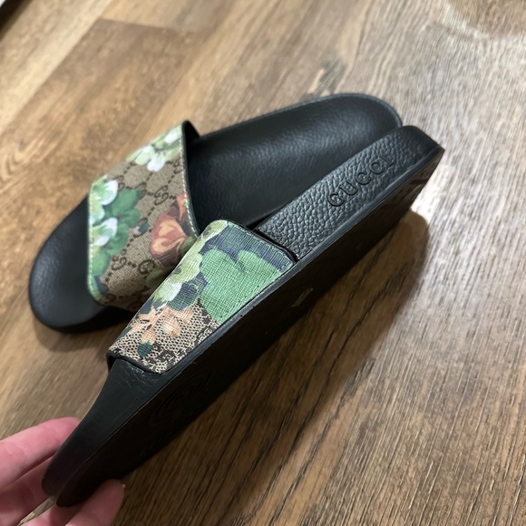 Gucci Black Slide Sandals - Picture 3 of 4